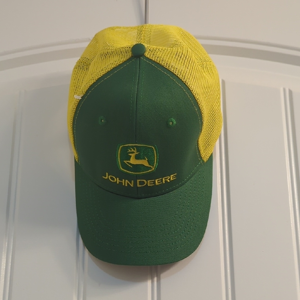 John Deere Green and Yellow Trucker Hat NWOT